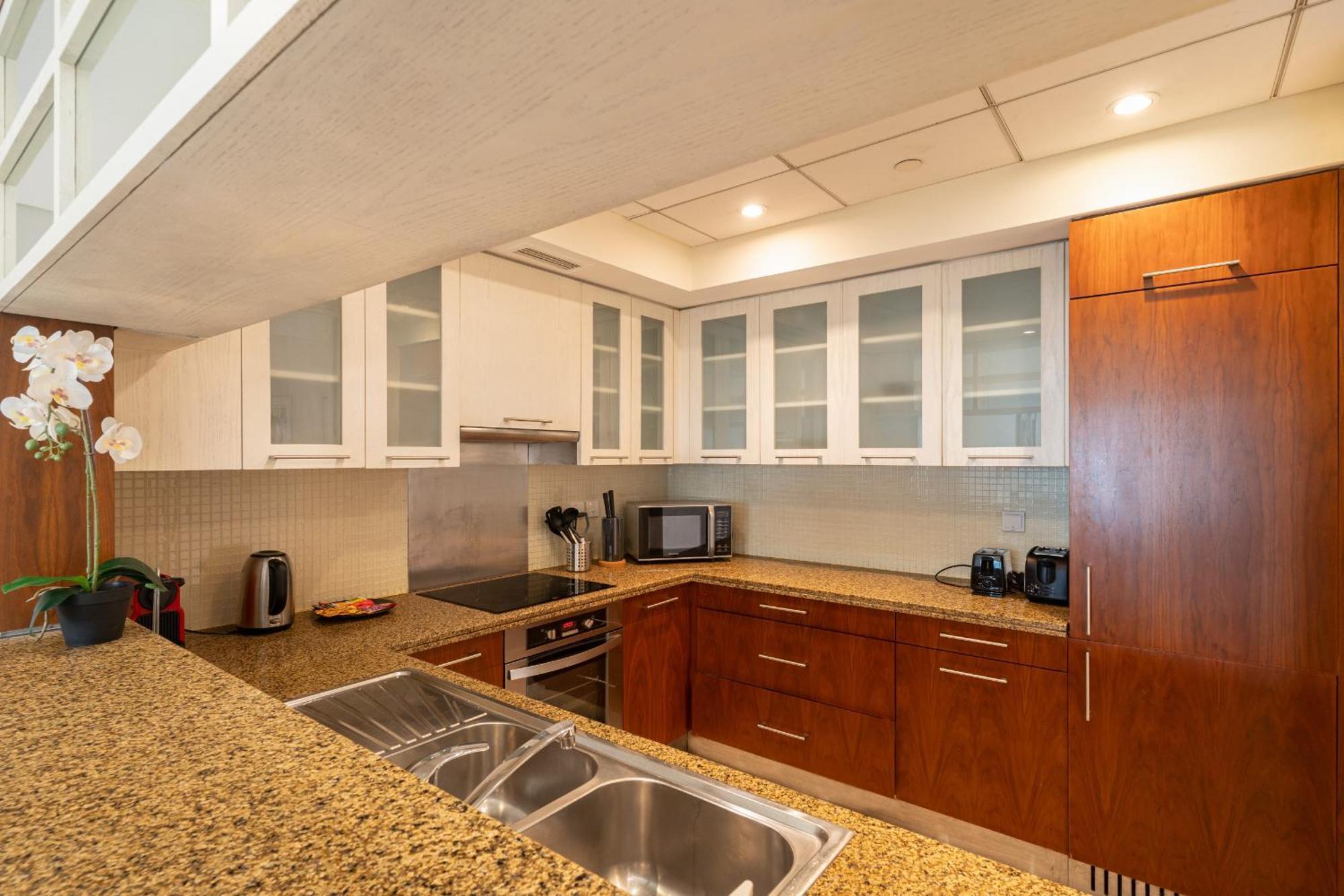 Stylish 1br In Blvd Central, Great Access - Allsopp & Allsopp Apartment